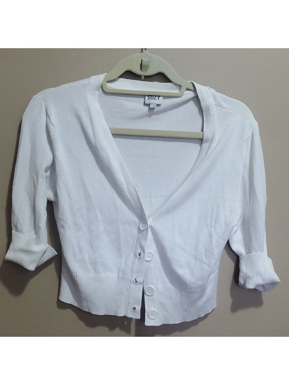 Suzy Shier White Button-Up Crop Cardigan Size Large